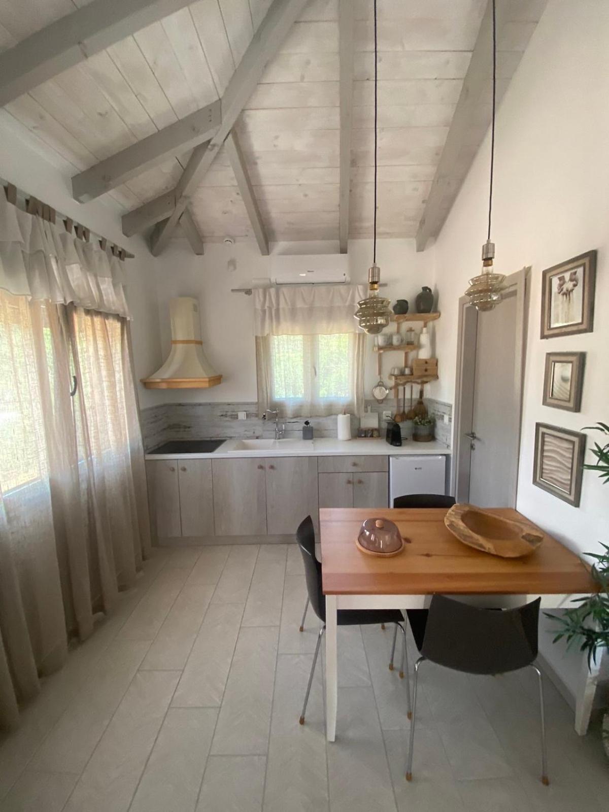 Ferienwohnung Linari Bohemian Living Kávallos Exterior foto